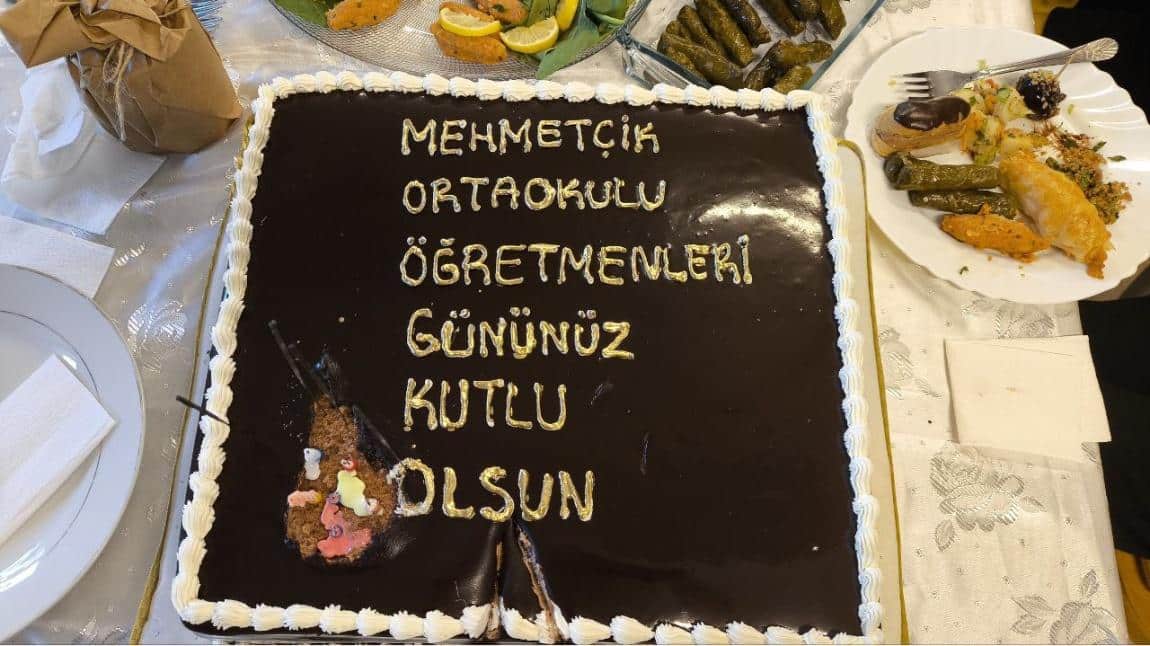 TÜM ÖĞRETMENLERİMİZİN ÖĞRETMENLER GÜNÜNÜ KUTLARIZ